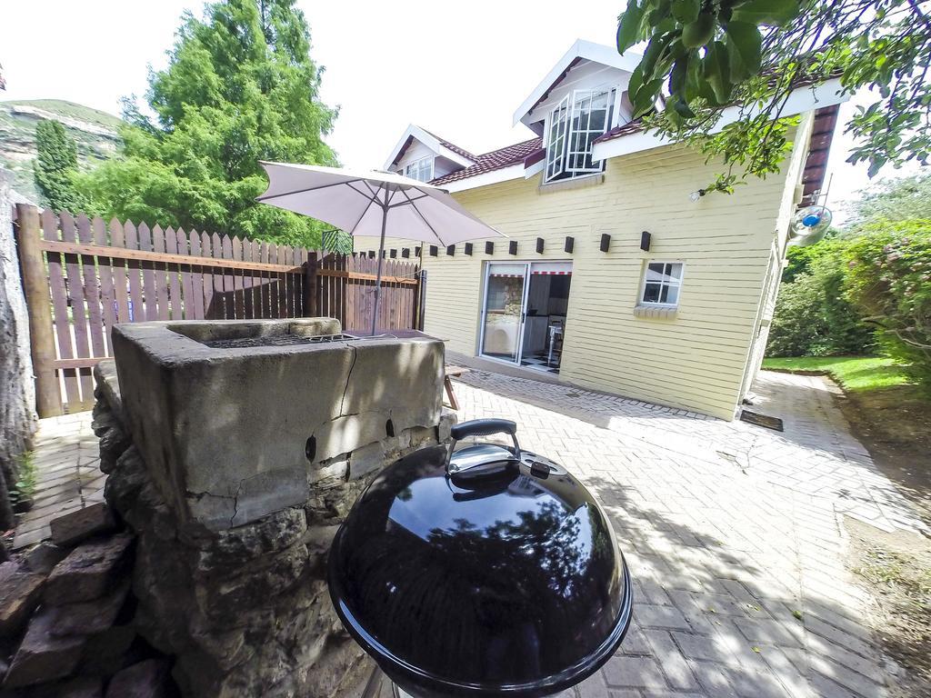 Mont Rouge Clarens Exterior foto